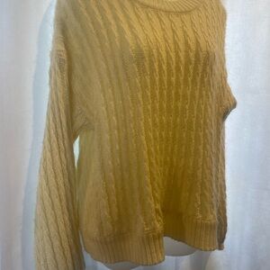 Cozy Cable Knit Sweater - cream